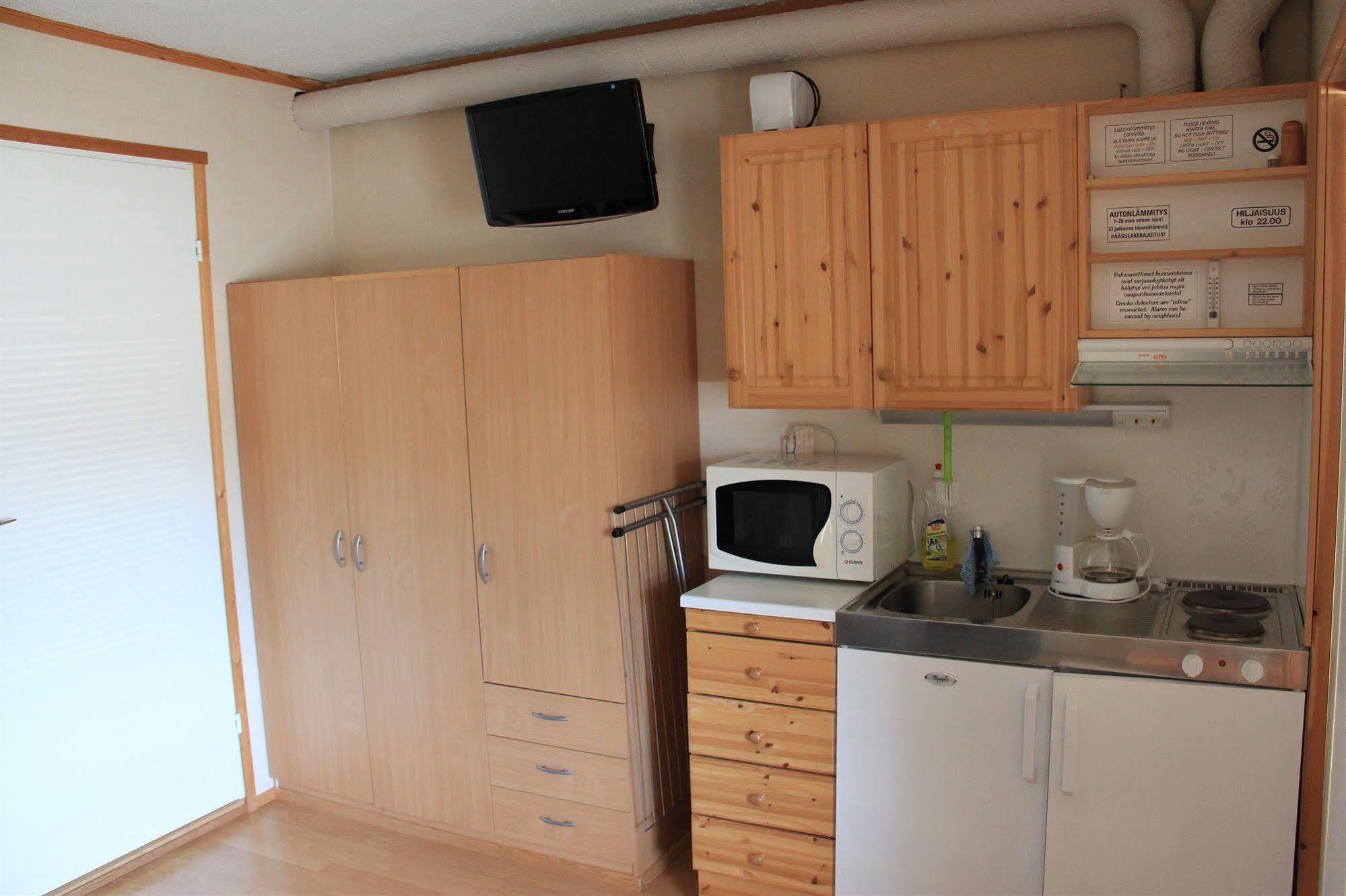 Motel Willis West รูกา ภายนอก รูปภาพ