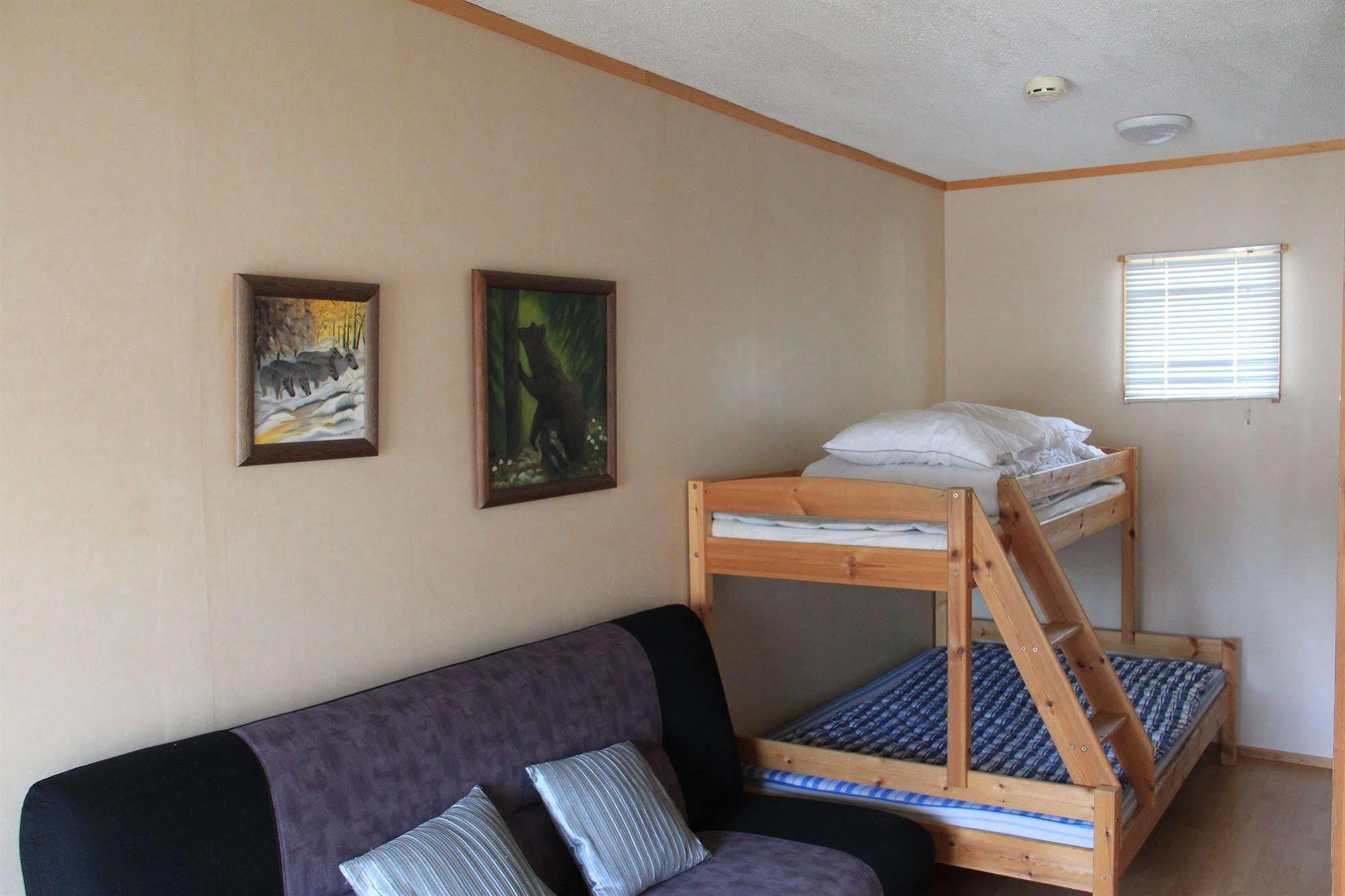 Motel Willis West รูกา ภายนอก รูปภาพ
